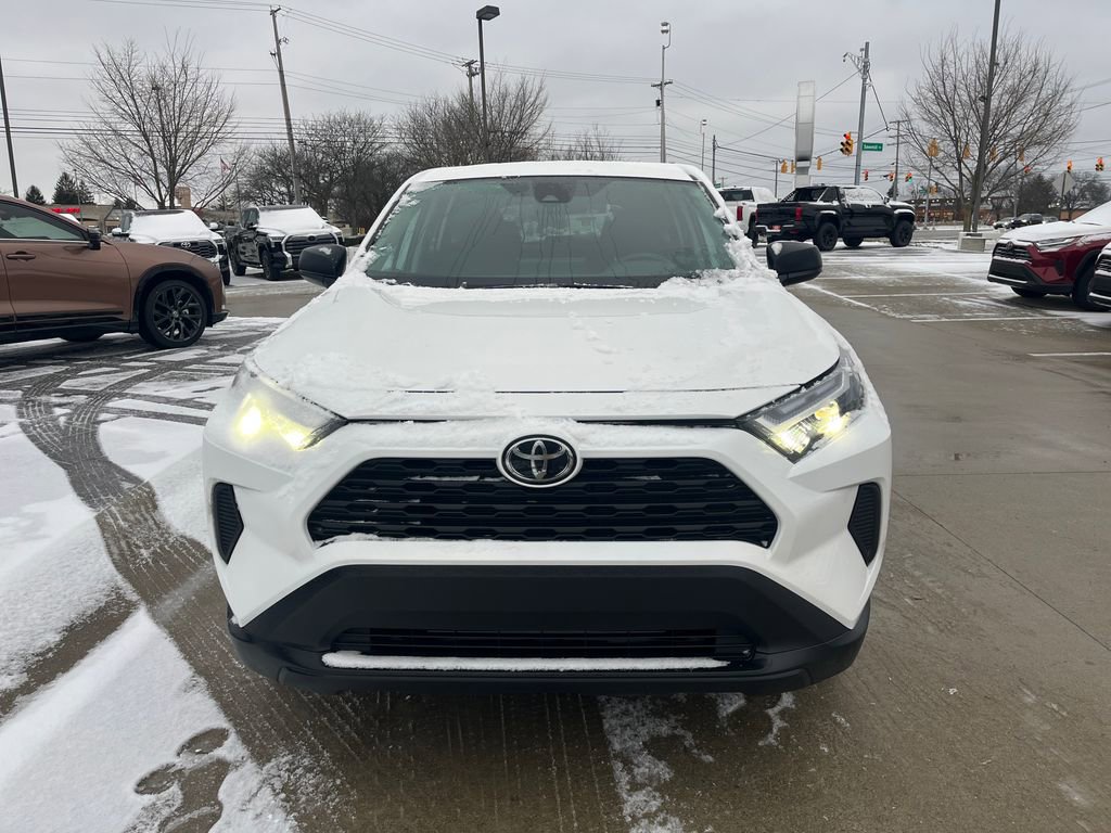 New 2025 Toyota RAV4 LE image 8