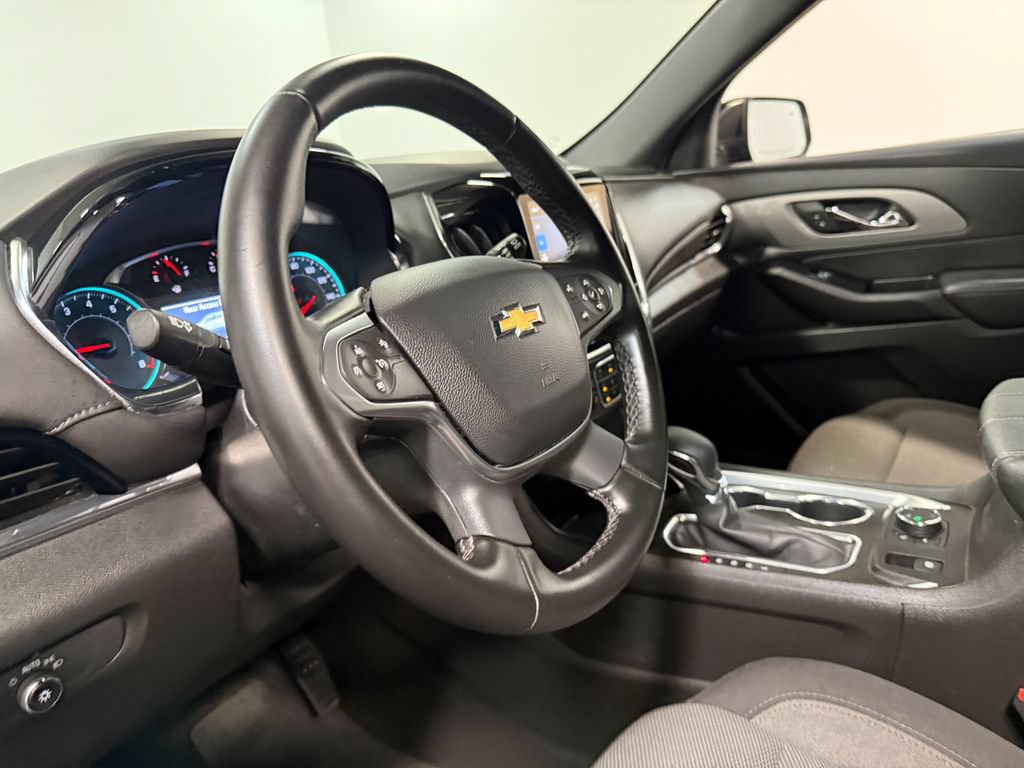 Used 2023 Chevrolet Traverse LT AWD/4WD image 76