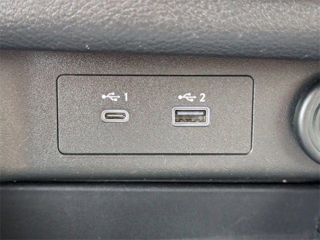 Used 2023 Nissan Rogue SV image 16