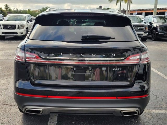 Used 2020 Lincoln Nautilus FWD image 11