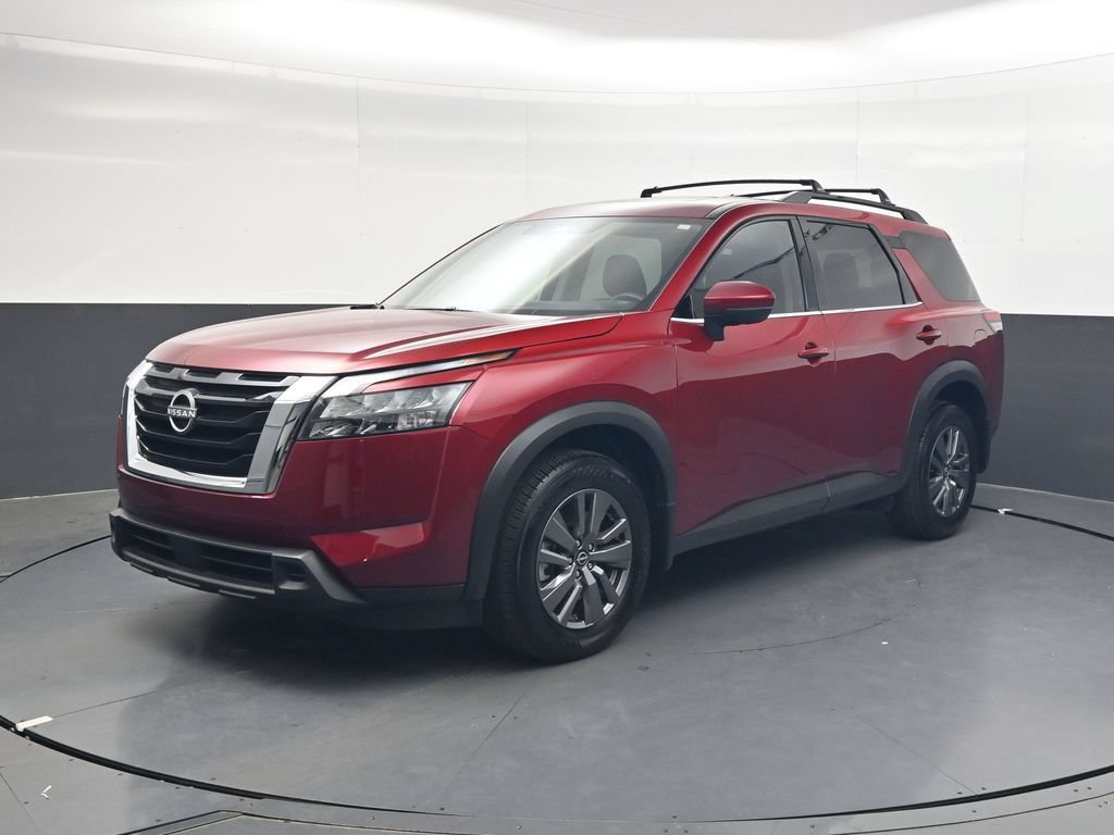 Used 2025 Nissan Pathfinder SV w/ SV Premium Package AWD/4WD image 8