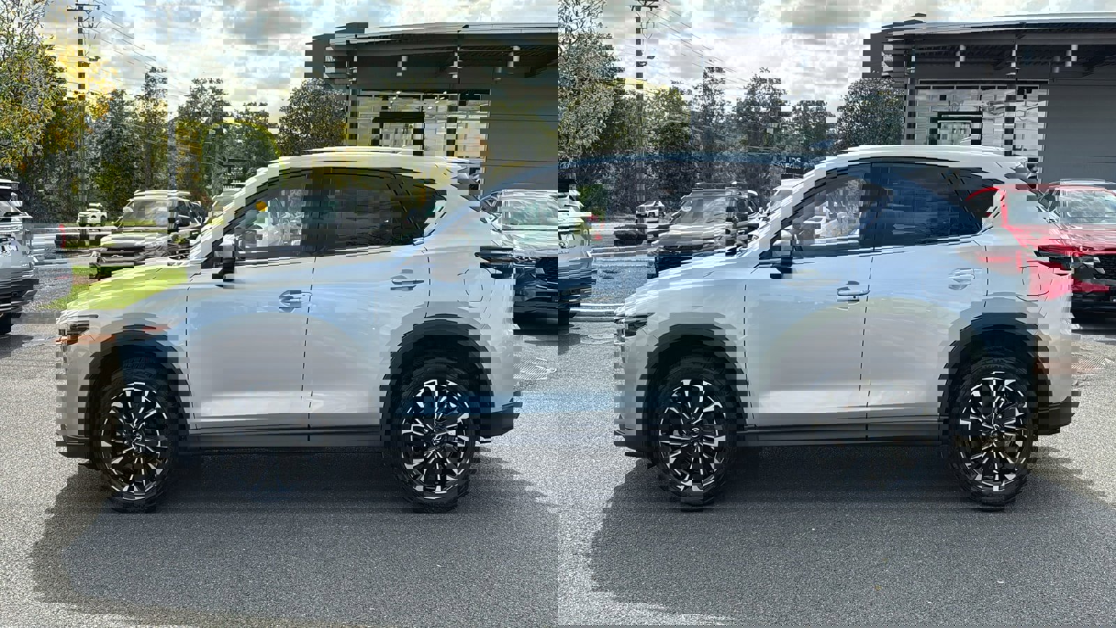 Certified 2022 MAZDA CX-5 AWD 2.5 S w/ Premium Plus Pkg image 6