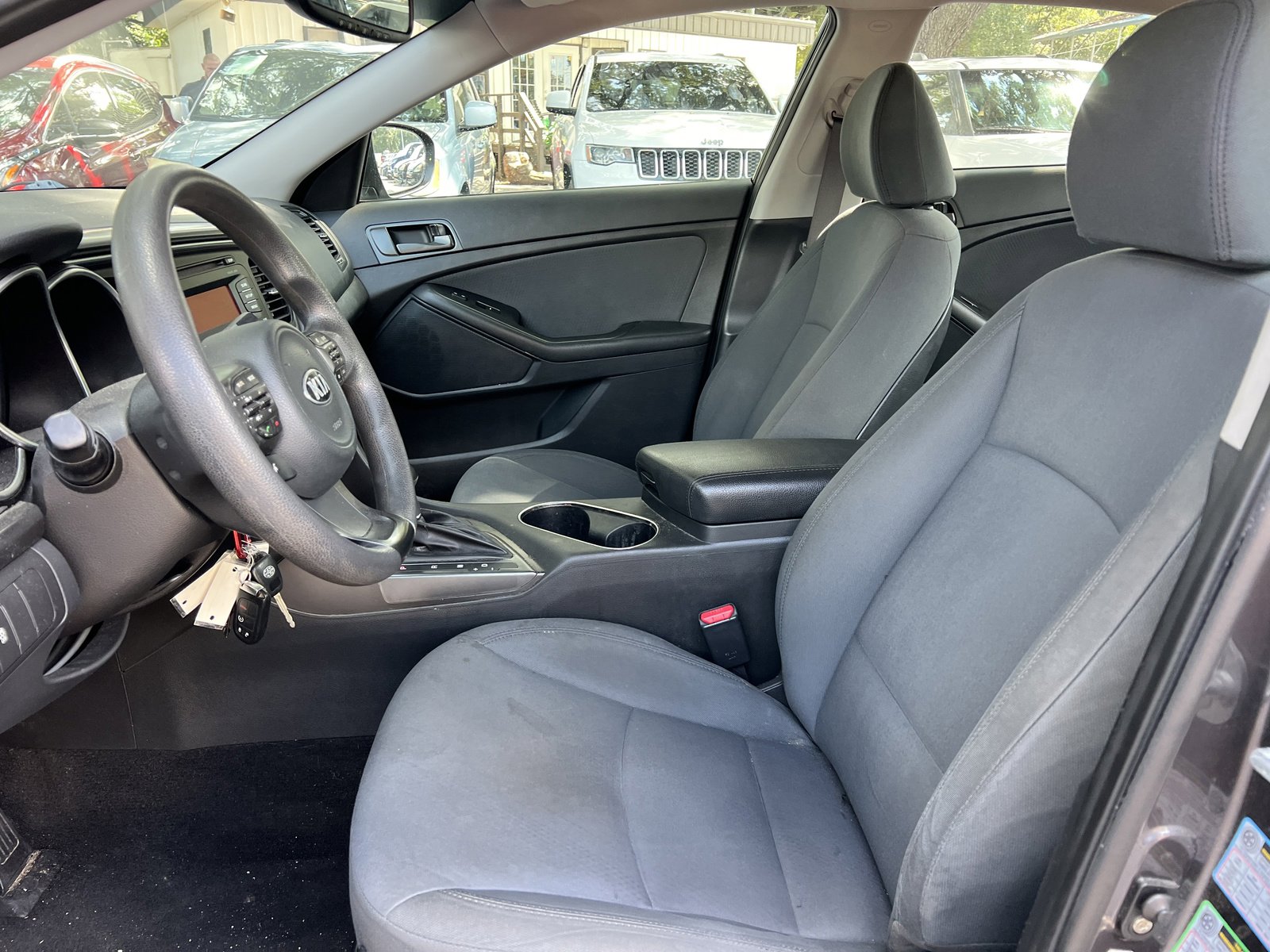 Used 2015 Kia Optima LX image 9