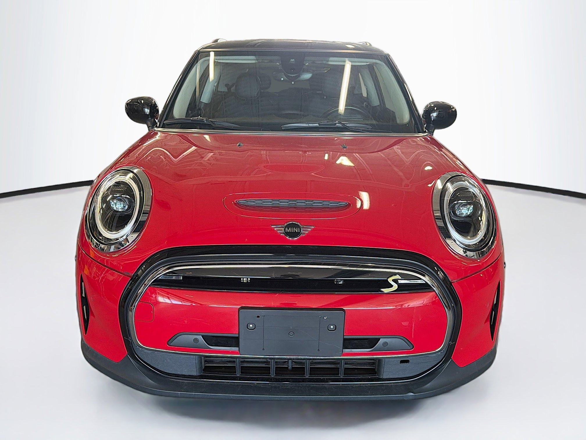 Used 2022 MINI Cooper SE w/ Driver Assistance Package FWD image 2
