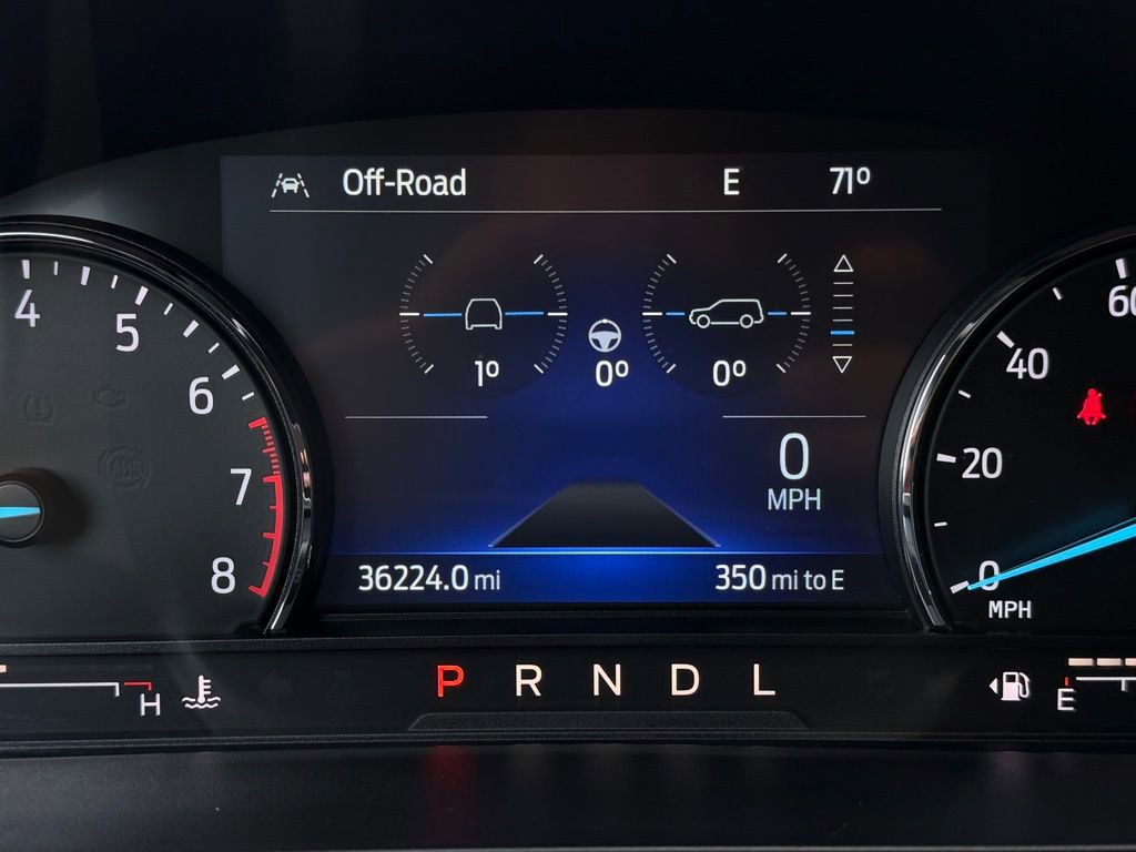 Used 2022 Ford Explorer XLT image 10