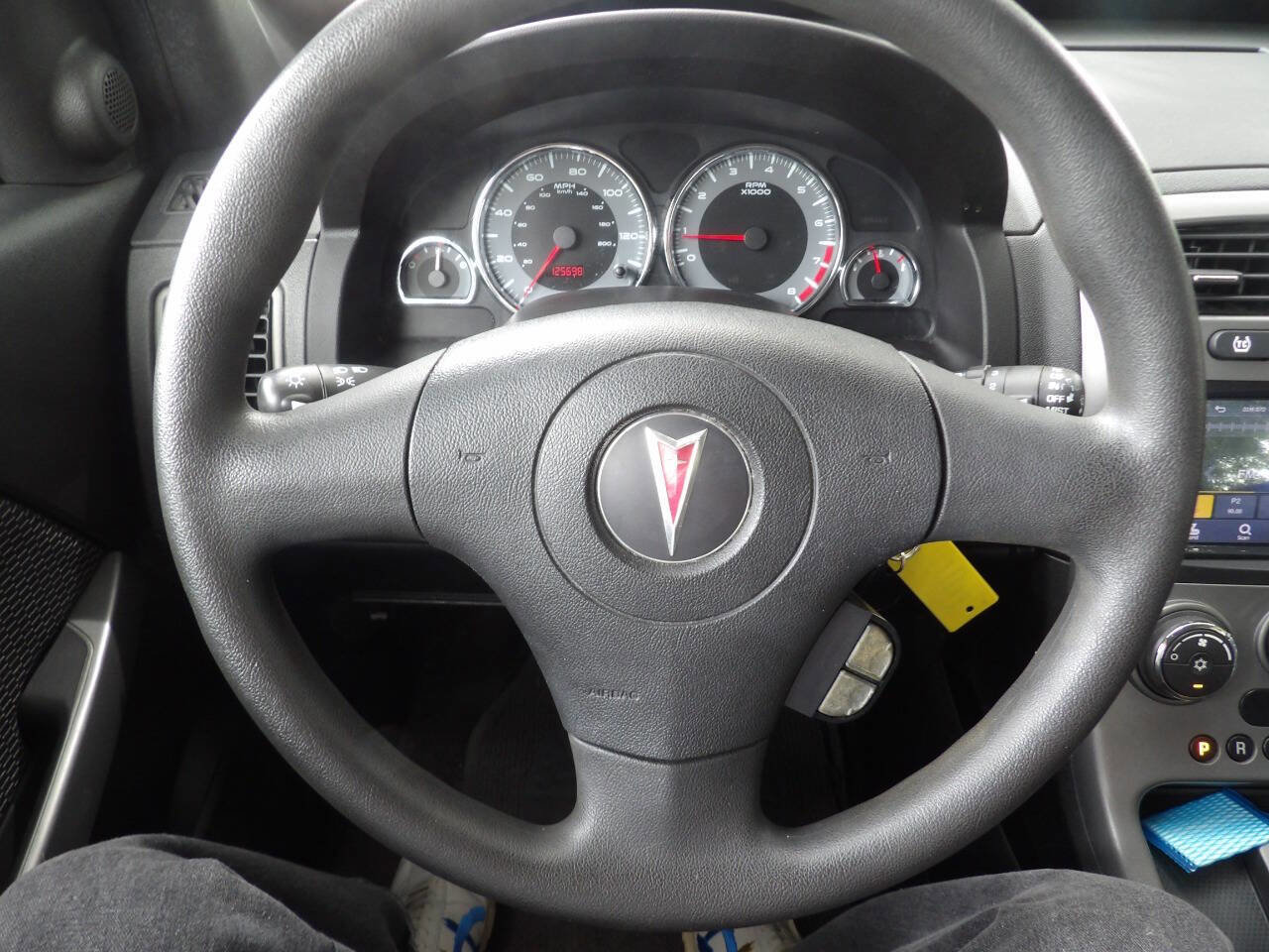 Used 2006 Pontiac Torrent 2WD image 32