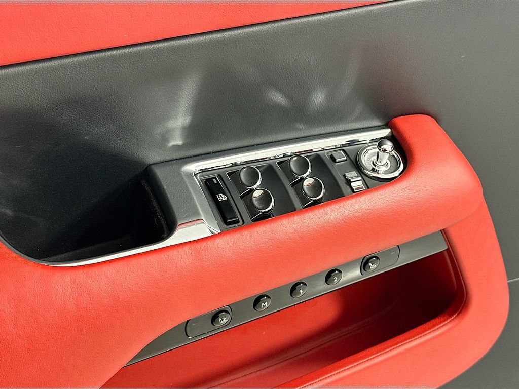 Used 2018 Rolls-Royce Dawn RWD image 14