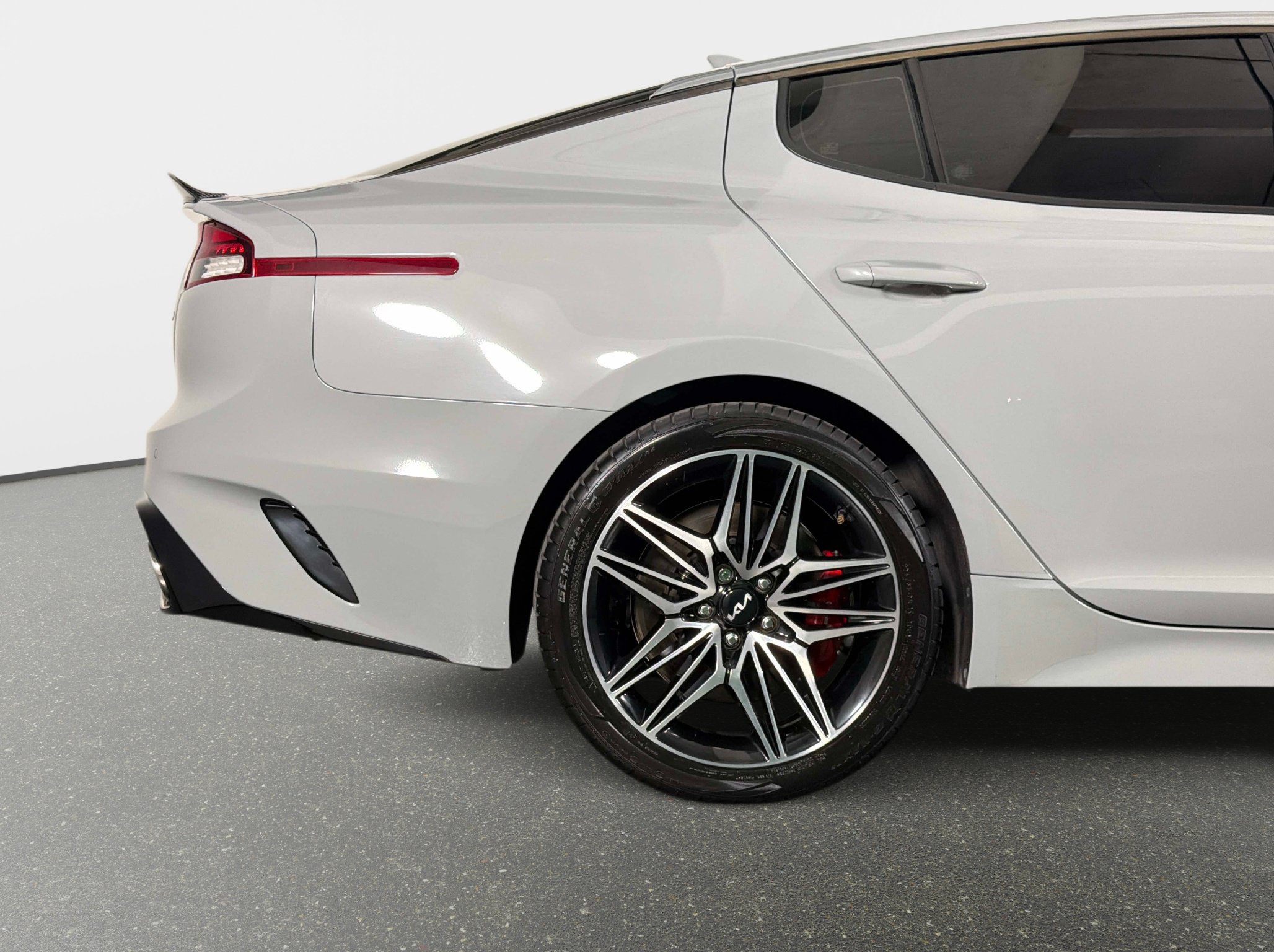 Used 2023 Kia Stinger GT2 w/ Red Interior Color Package RWD image 6