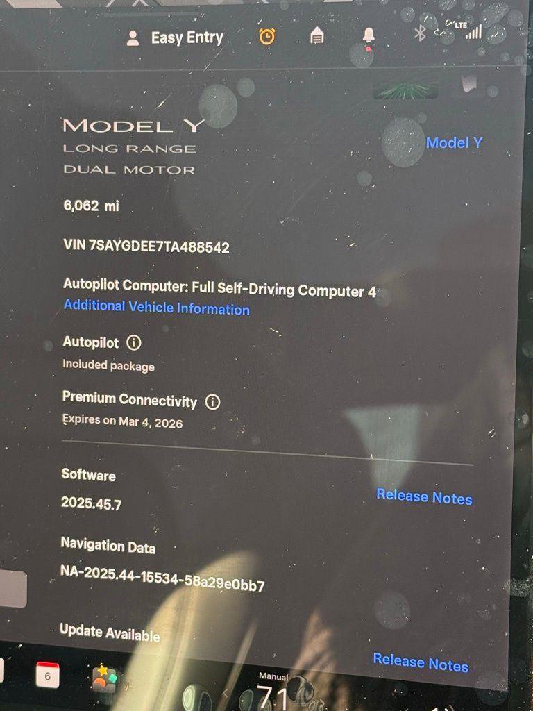 Used 2026 Tesla Model Y Long Range AWD/4WD image 21