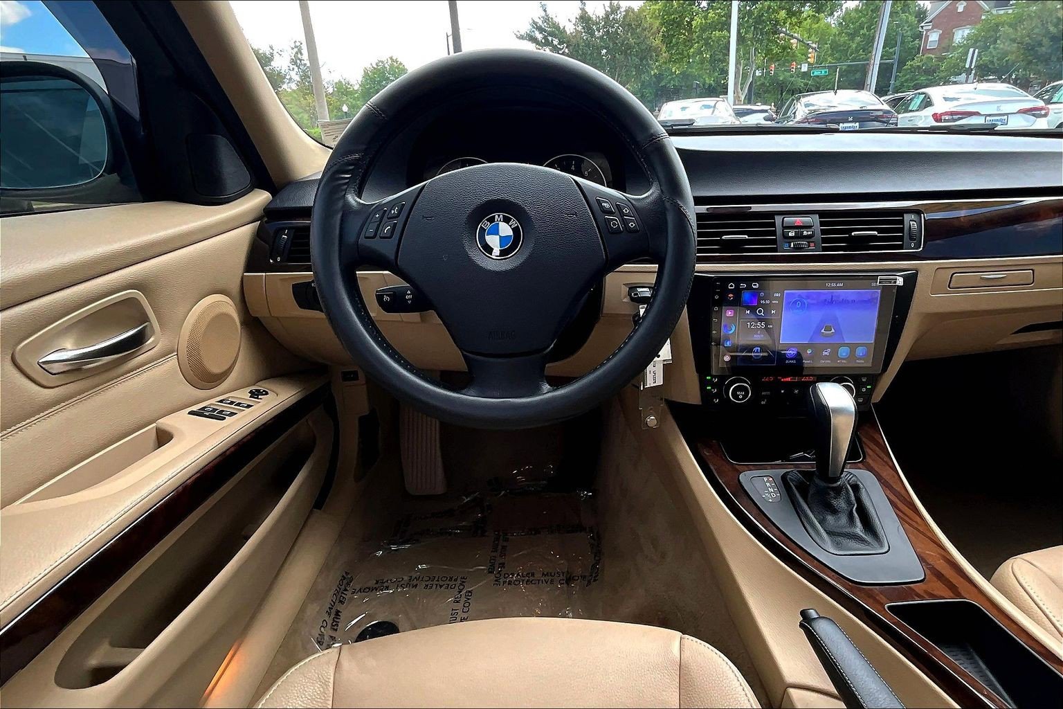Used 2011 BMW 328i xDrive Sedan AWD/4WD image 5