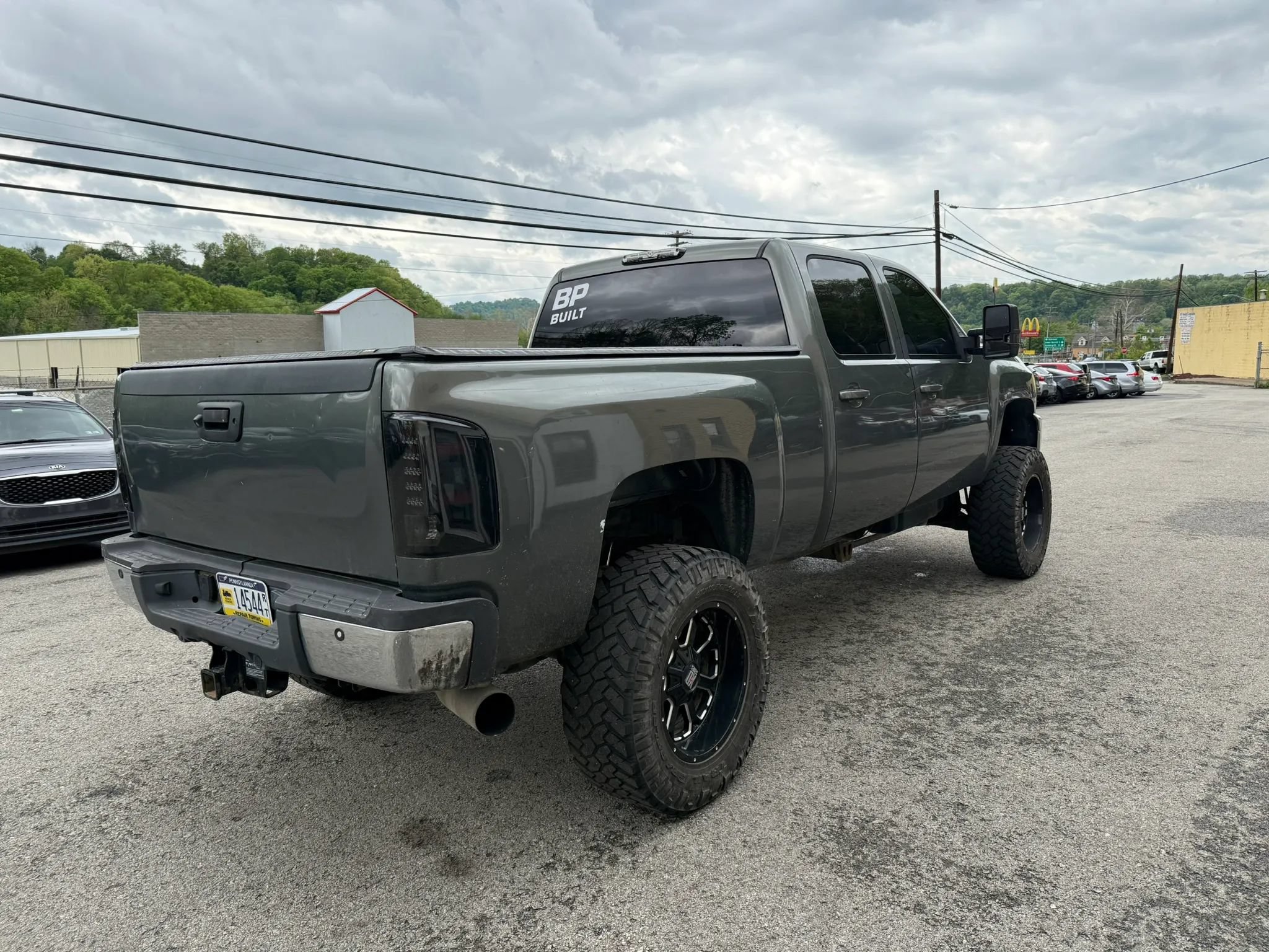 Used 2011 Chevrolet Silverado 3500 LTZ w/ Suspension Package, Off-Road AWD/4WD image 8