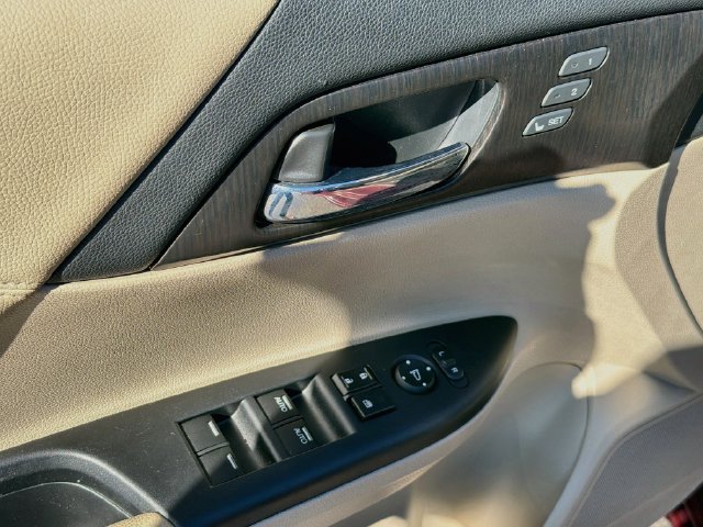 Used 2015 Honda Accord EX-L image 17