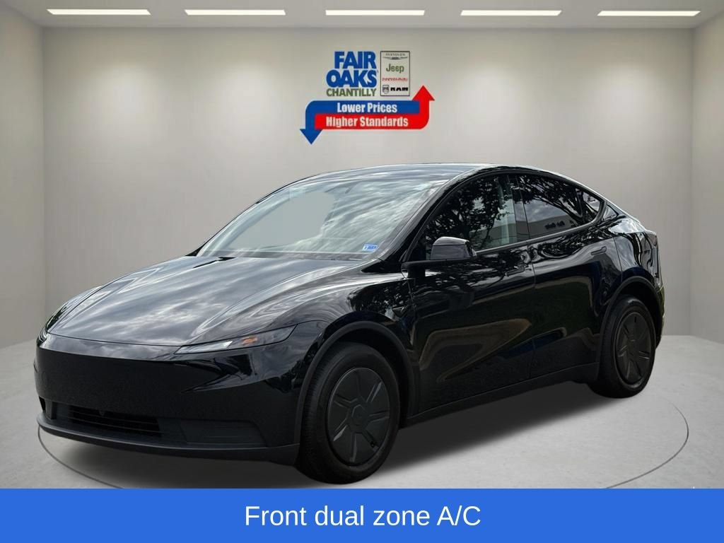 Used 2026 Tesla Model Y 2WD image 4