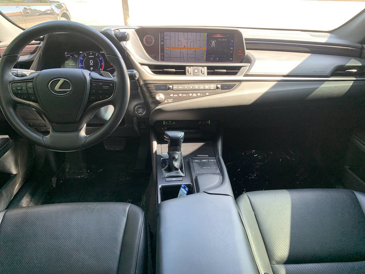 Used 2021 Lexus ES 350 w/ Premium Package image 9