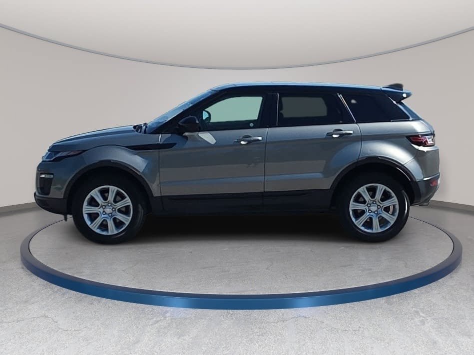 Used 2018 Land Rover Range Rover Evoque SE AWD/4WD image 8
