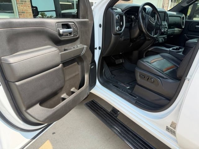 Used 2021 GMC Sierra 3500 AT4 w/ AT4 Premium Plus Package AWD/4WD image 12