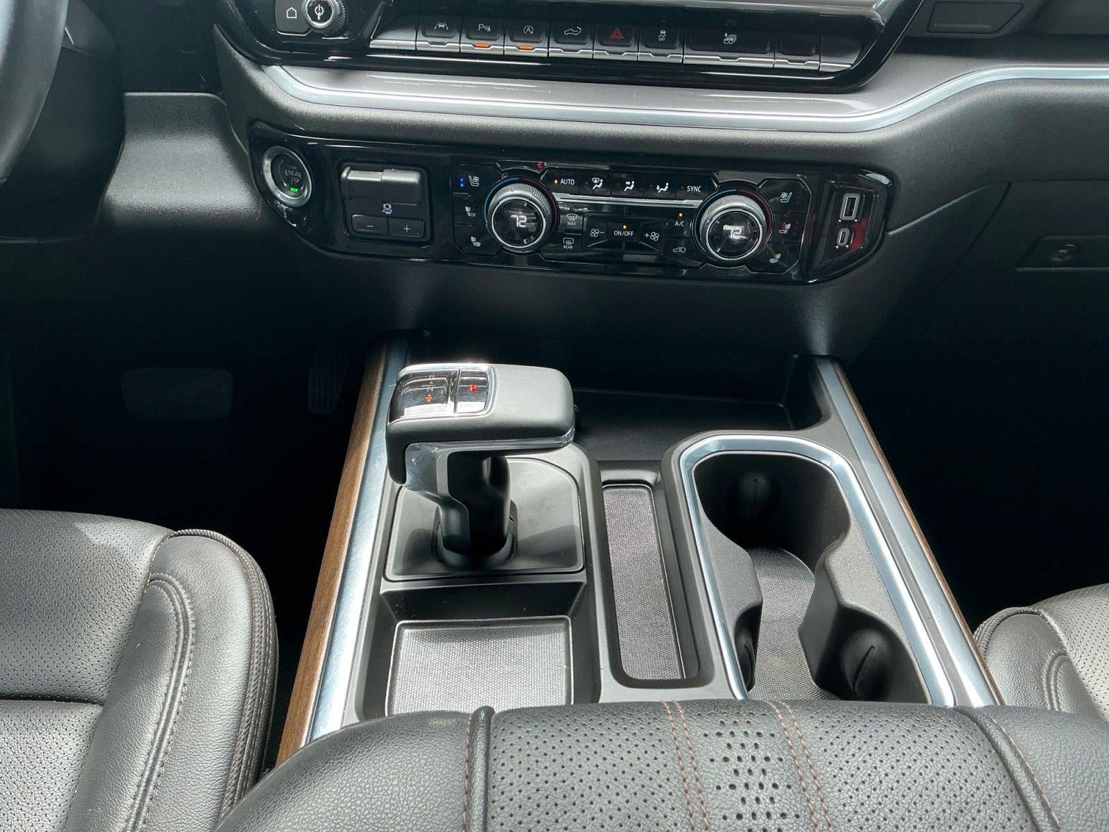 Certified 2025 Chevrolet Silverado 1500 High Country w/ Technology Package AWD/4WD image 13