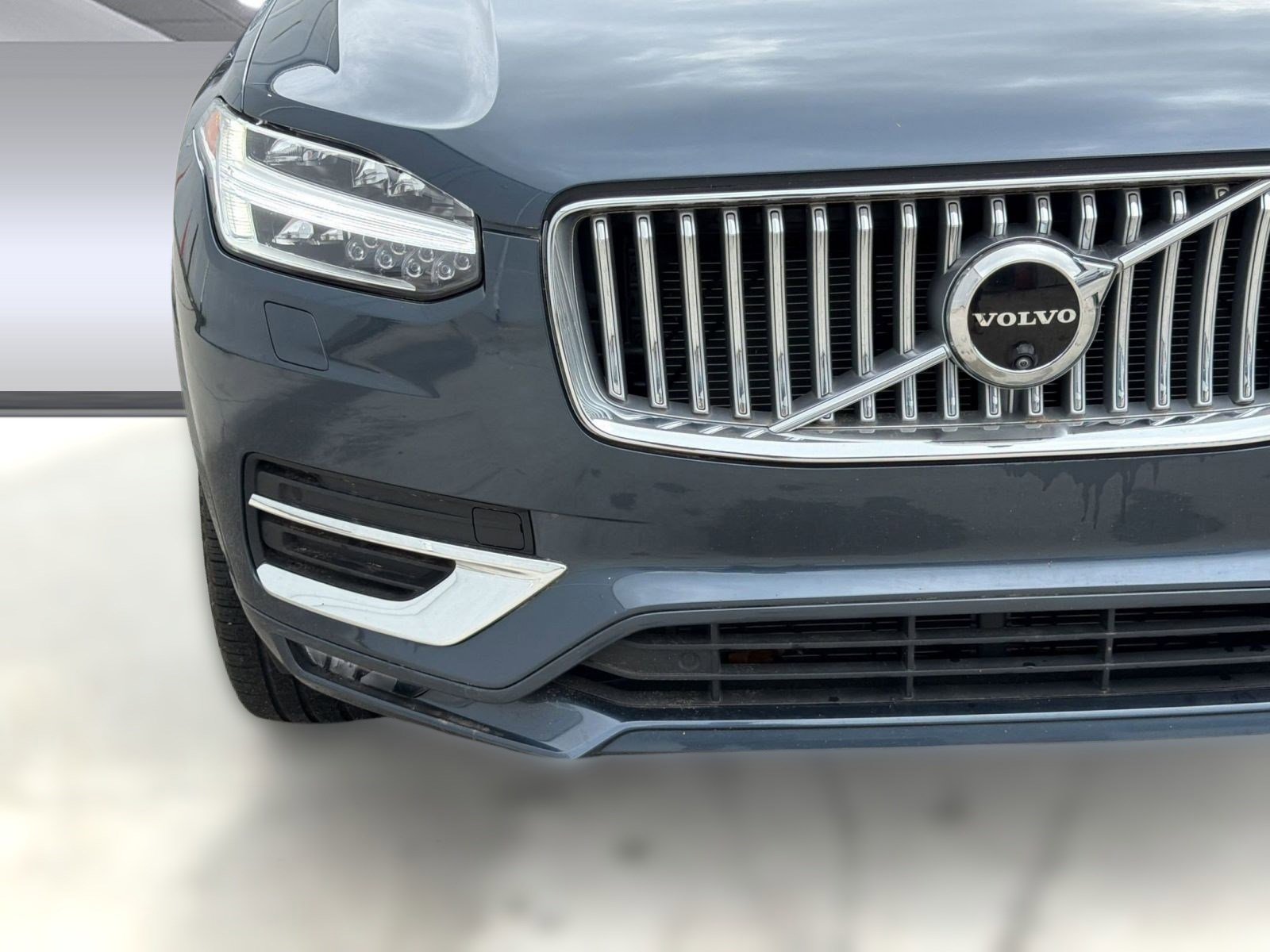 Certified 2024 Volvo XC90 B6 Plus w/ Protection Package Premier AWD/4WD image 11