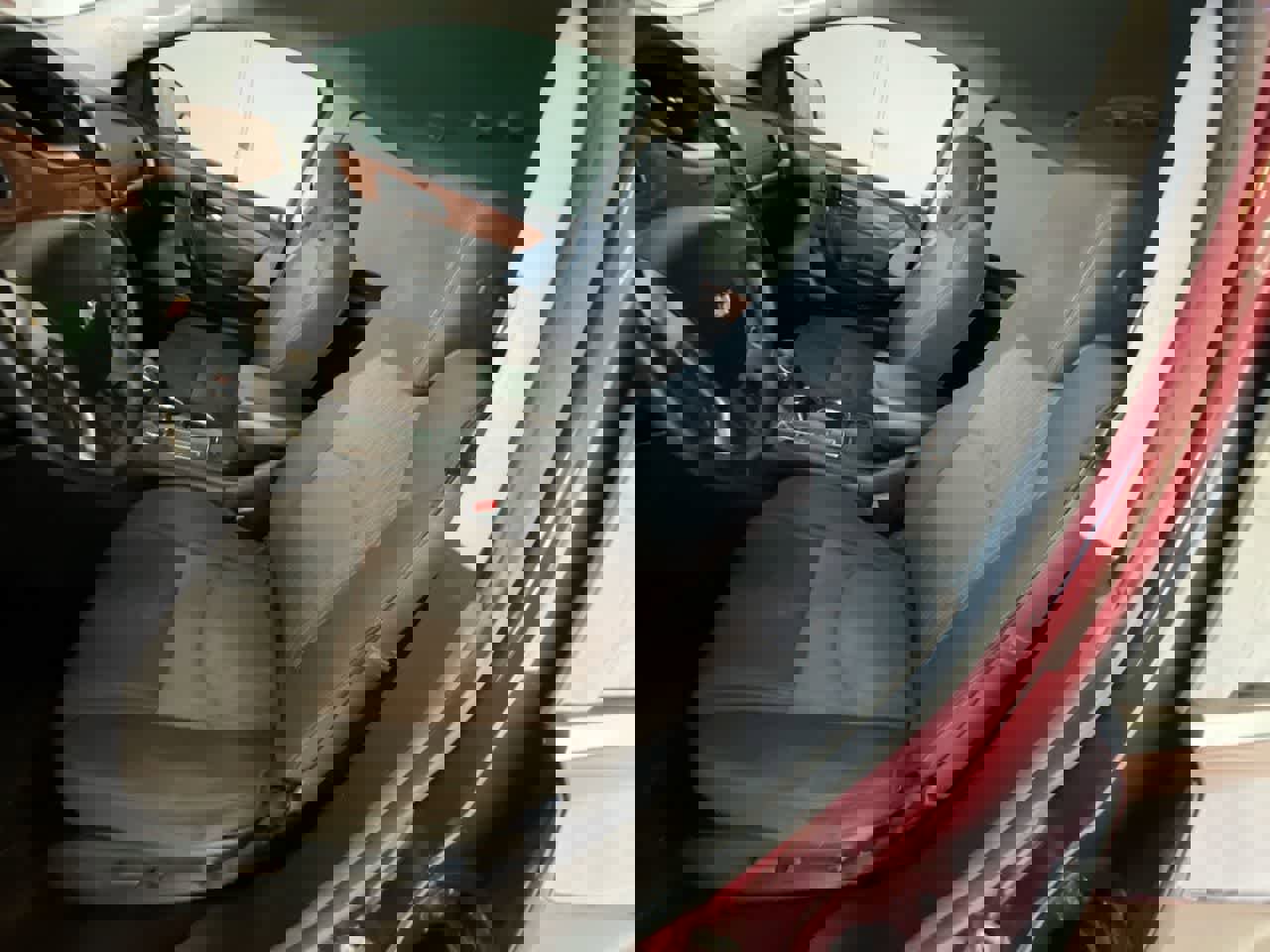 Used 2015 Chevrolet Traverse LT w/ Style and Technology Package image 11