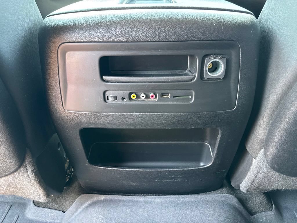 Used 2015 Chevrolet Silverado 3500 LTZ AWD/4WD image 23
