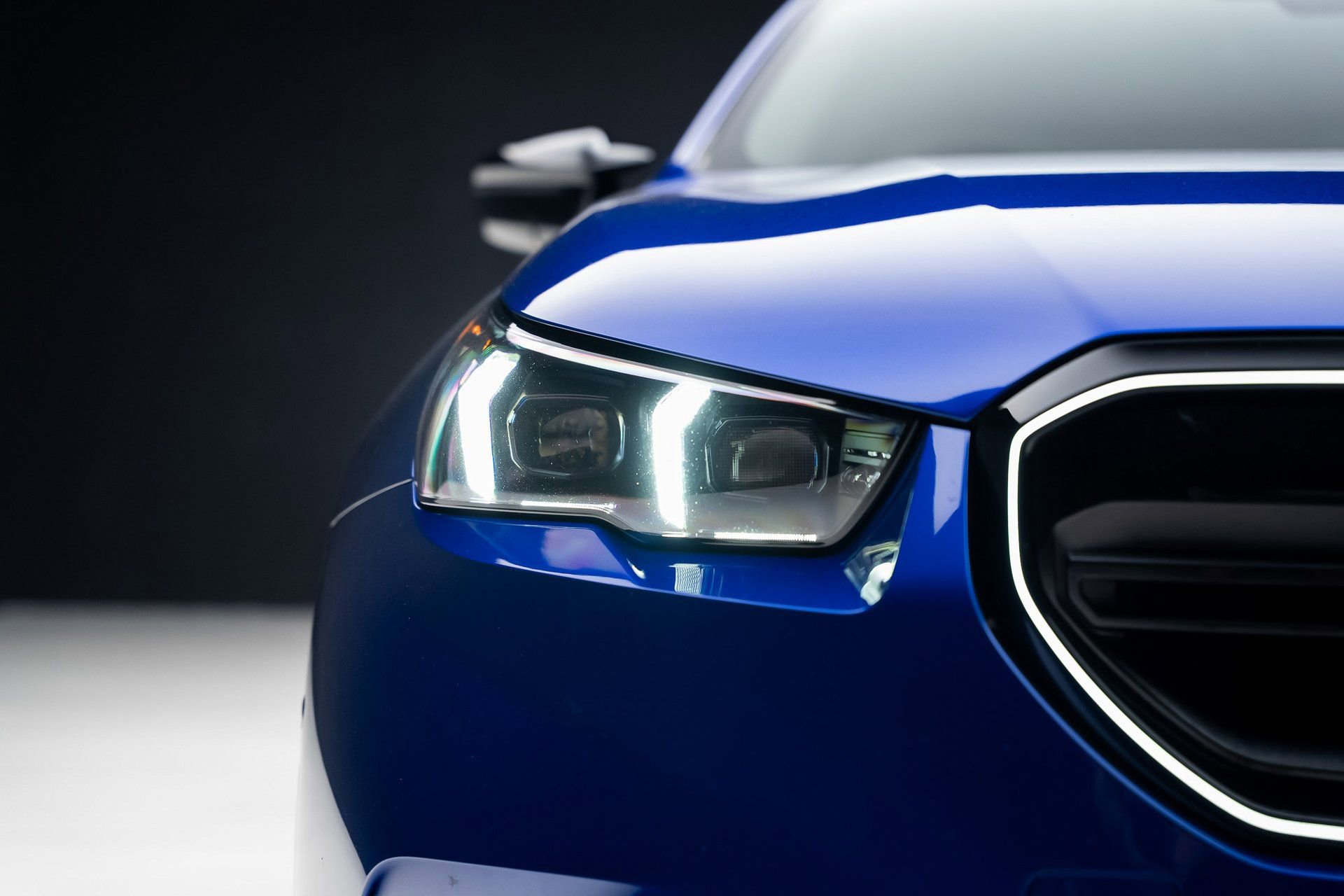 Used 2025 BMW M5 image 8