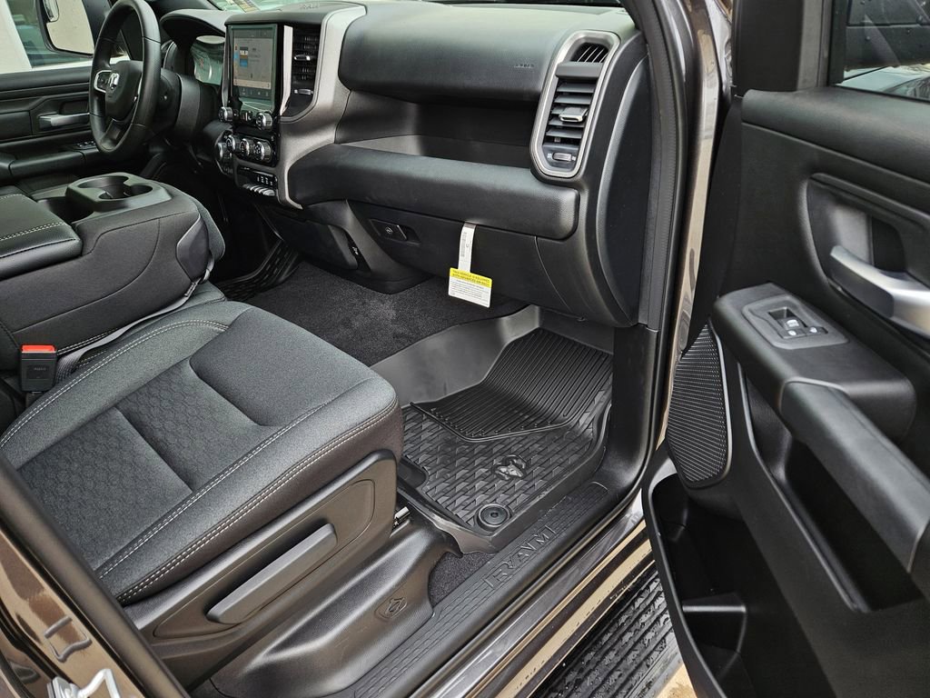 New 2026 RAM 1500 Classic Warlock image 7