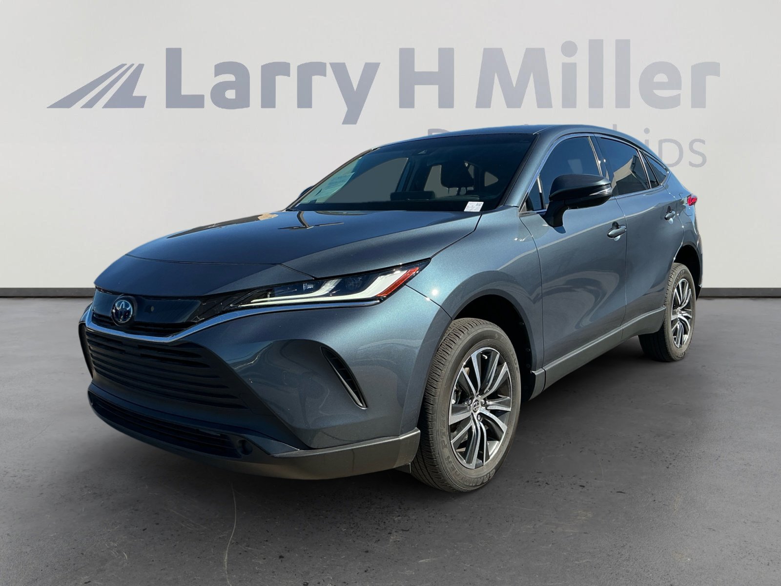 Used 2024 Toyota Venza LE