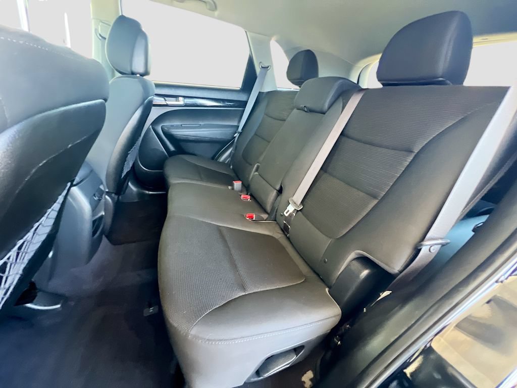 Used 2014 Kia Sorento LX FWD image 21