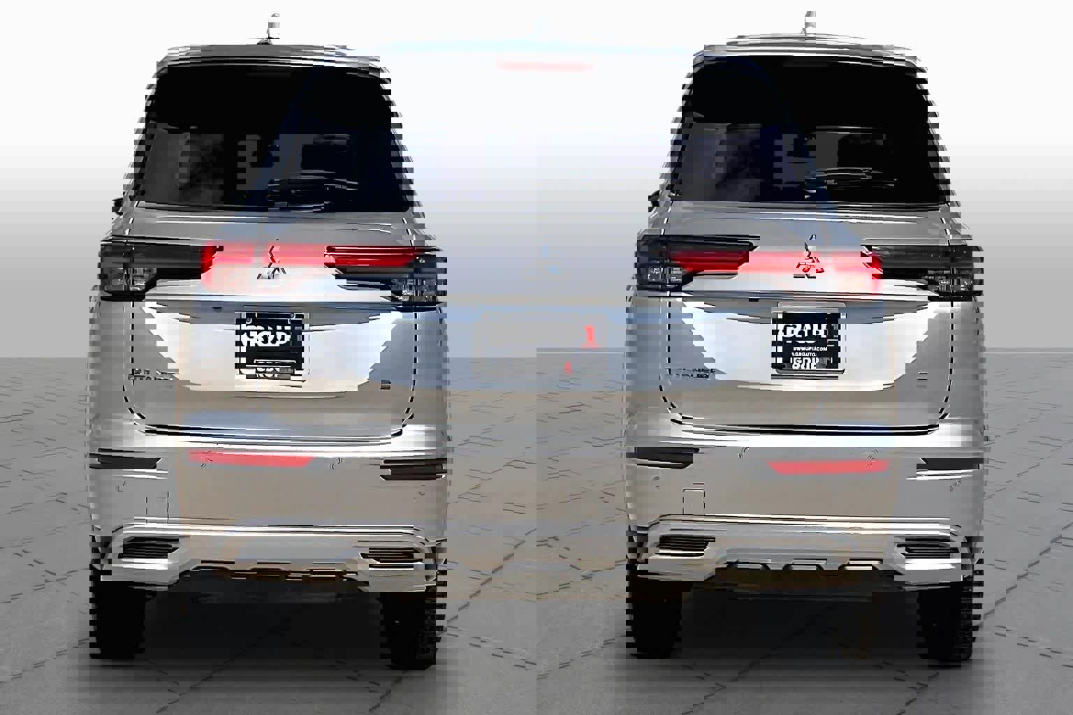 Used 2024 Mitsubishi Outlander SE FWD image 5