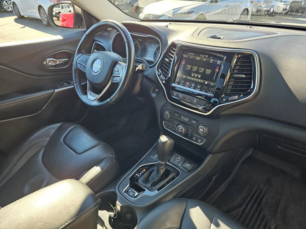 Used 2019 Jeep Cherokee Limited w/ Luxury Group image 7