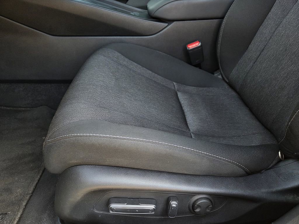 Used 2023 Honda Accord EX image 14