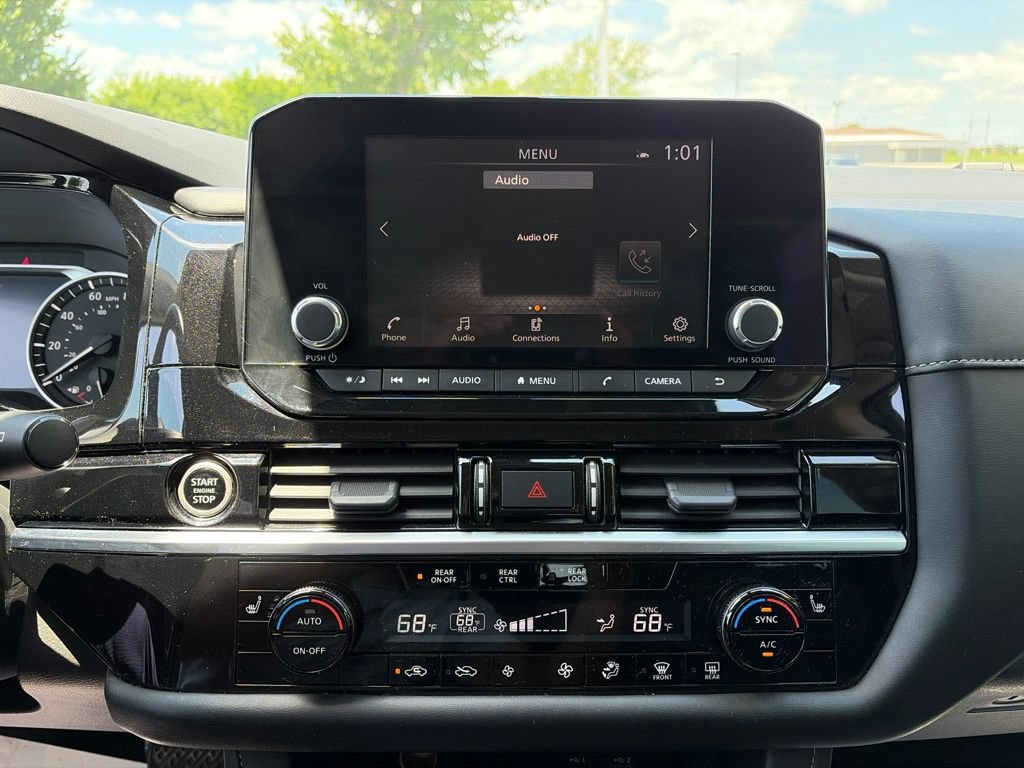 Used 2022 Nissan Pathfinder SV AWD/4WD image 6