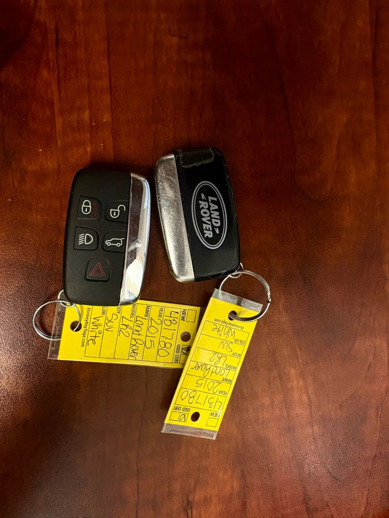 Used 2015 Land Rover LR2 image 39