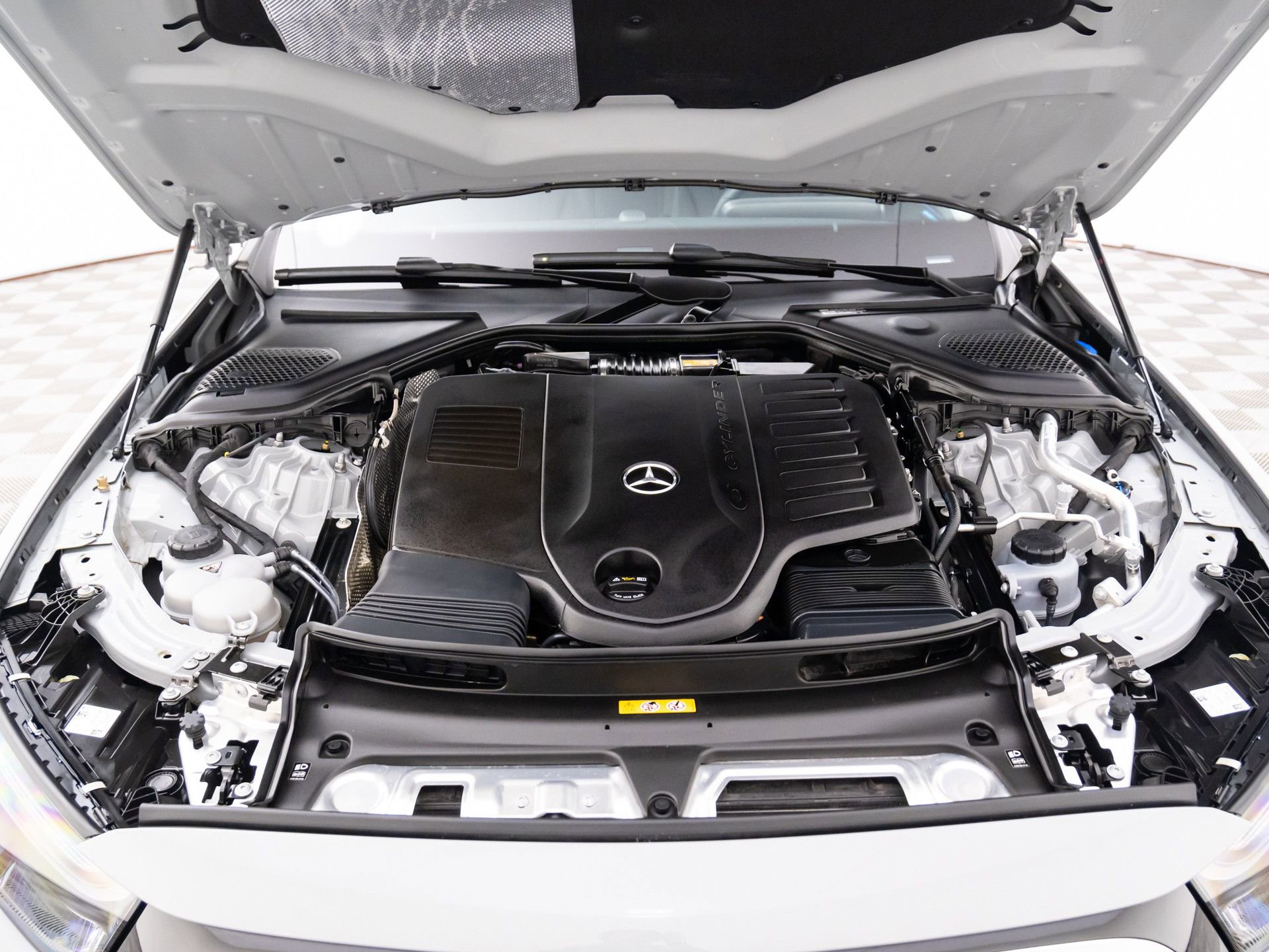 Certified 2025 Mercedes-Benz E 450 4MATIC All-Terrain Wagon image 35