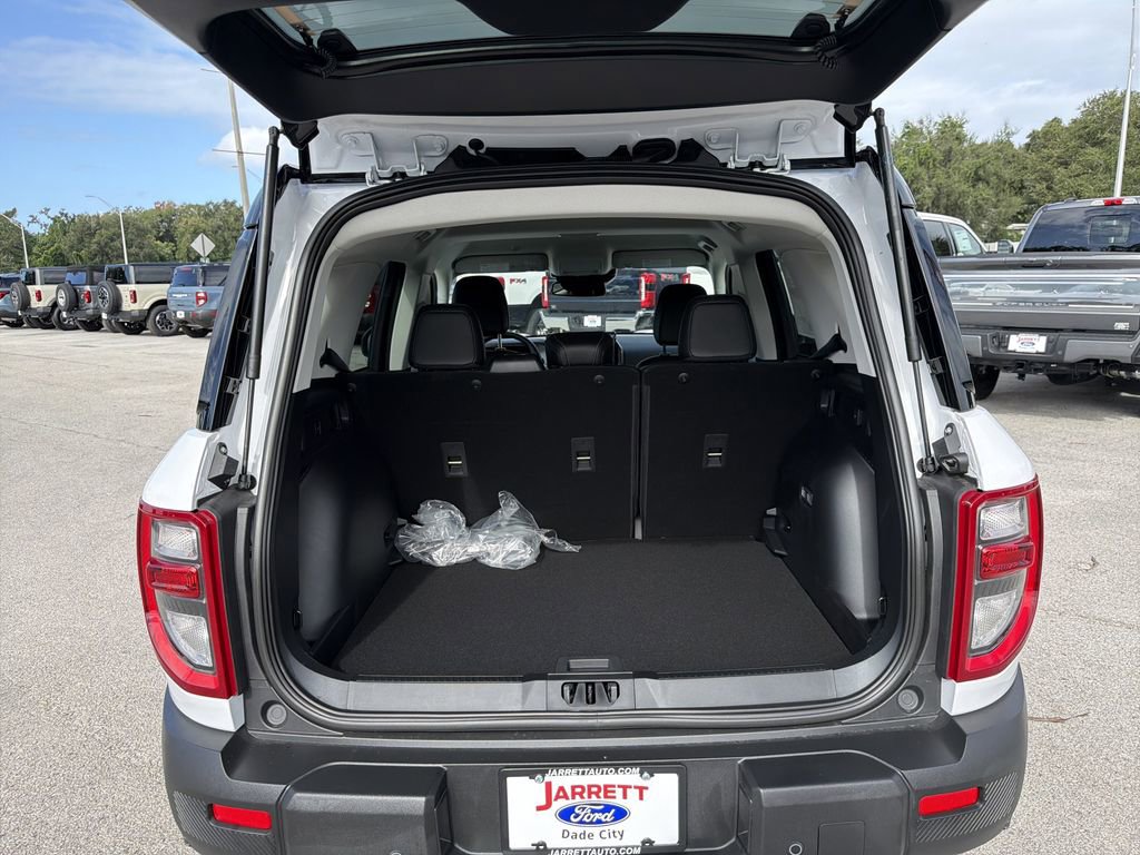 New 2025 Ford Bronco Sport Outer Banks image 9