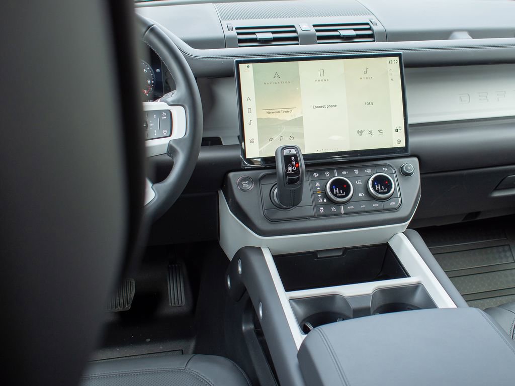 New 2026 Land Rover Defender 110 X-Dynamic SE image 20