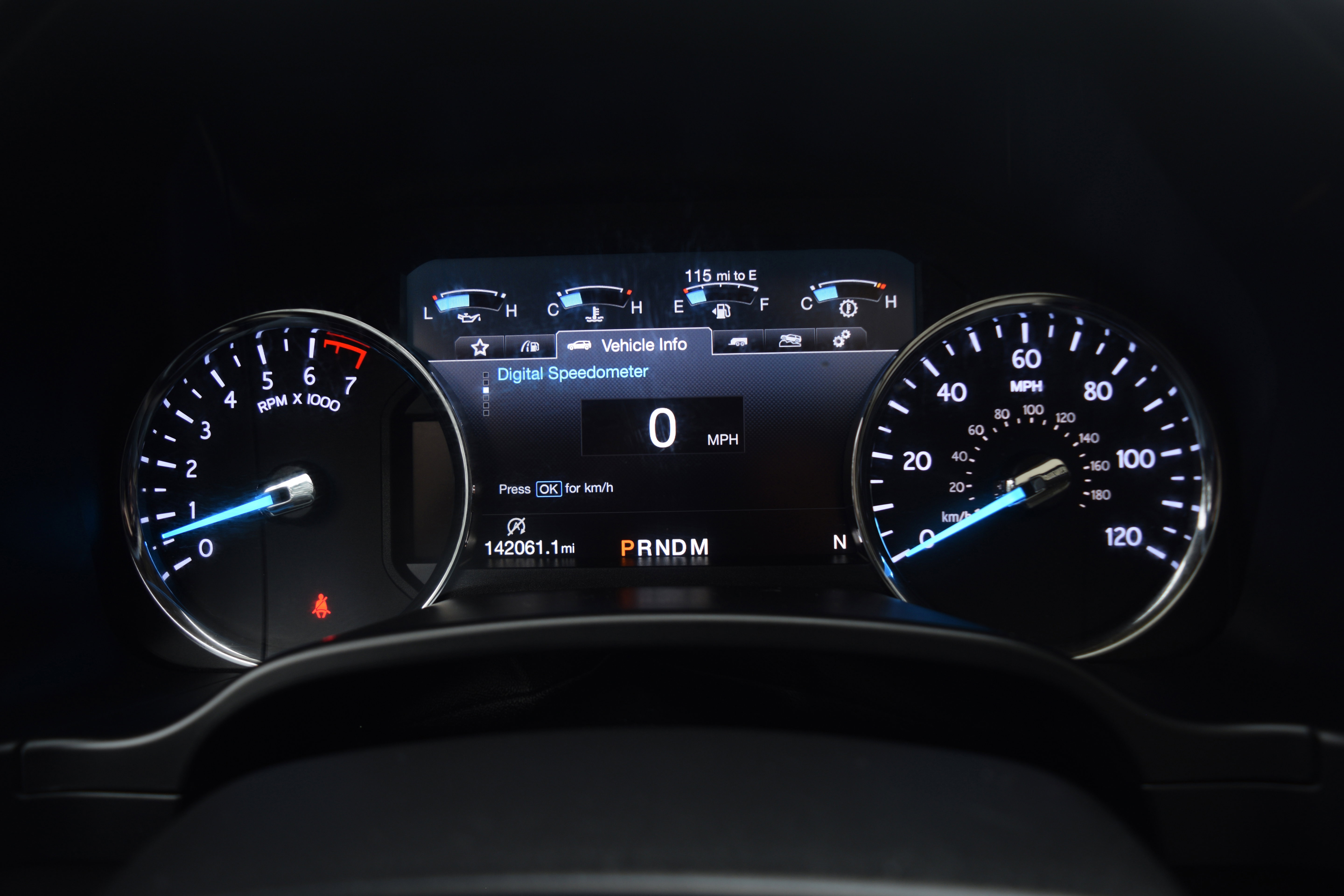 Used 2019 Ford Expedition Platinum image 3