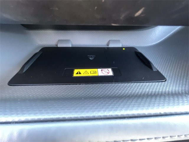 Used 2023 Toyota Highlander Limited image 23