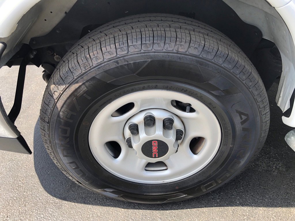 Used 2023 GMC Savana 2500 w/ Driver Convenience Package image 10