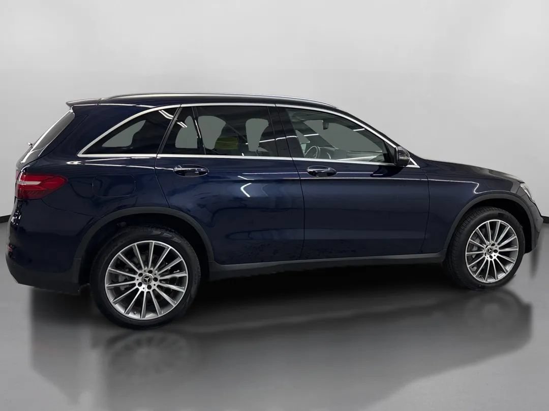 Used 2018 Mercedes-Benz GLC 300 4MATIC image 11