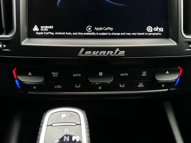 Used 2020 Maserati Levante AWD/4WD image 22