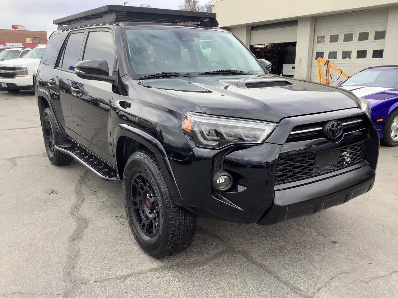 Used 2021 Toyota 4Runner Venture w/ Moonroof Package AWD/4WD image 19
