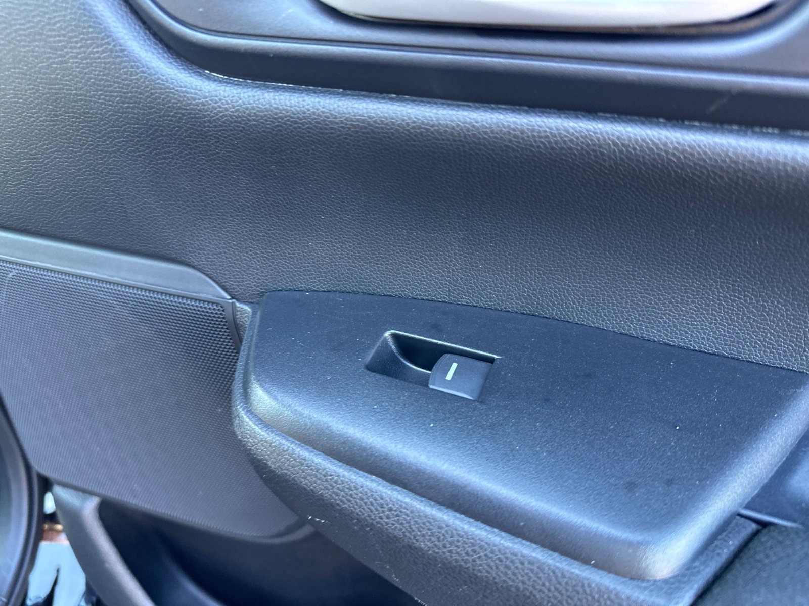 Used 2019 Honda CR-V LX image 31