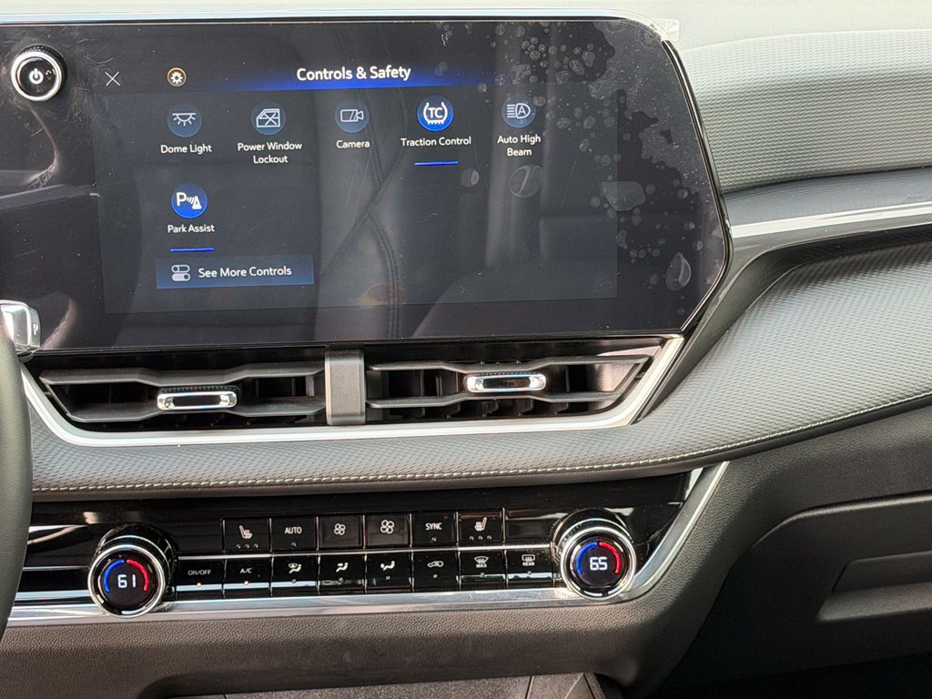 Used 2025 Chevrolet Equinox LT w/ Convenience Package II AWD/4WD image 34