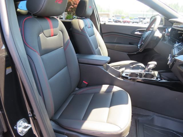 Used 2026 Chevrolet Trax RS w/ Sunroof Package FWD image 40