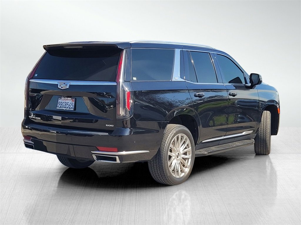 Used 2022 Cadillac Escalade Premium Luxury image 4