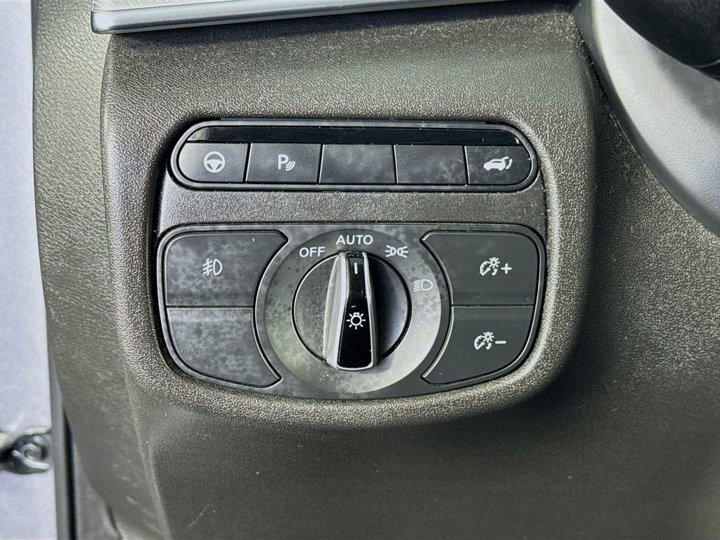 Used 2021 INFINITI QX50 Luxe w/ Accent Package image 10