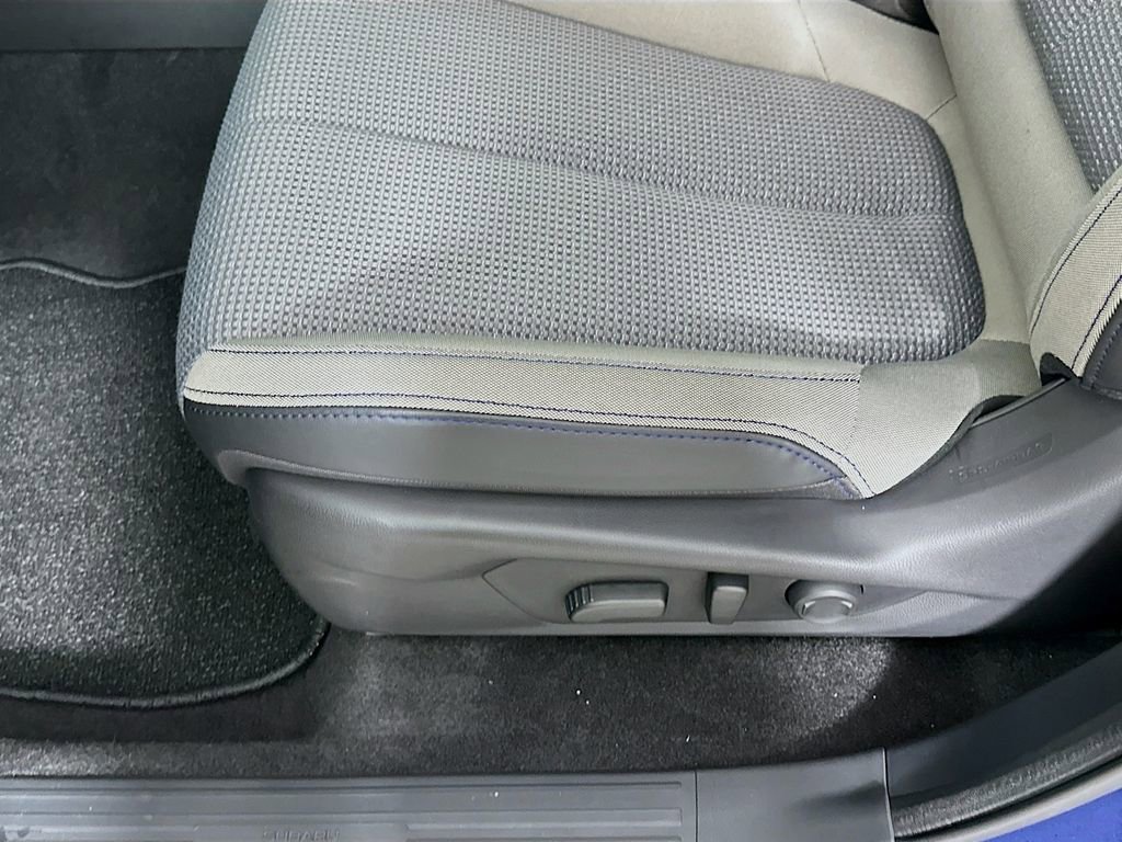 Used 2026 Subaru Forester Premium AWD/4WD image 9