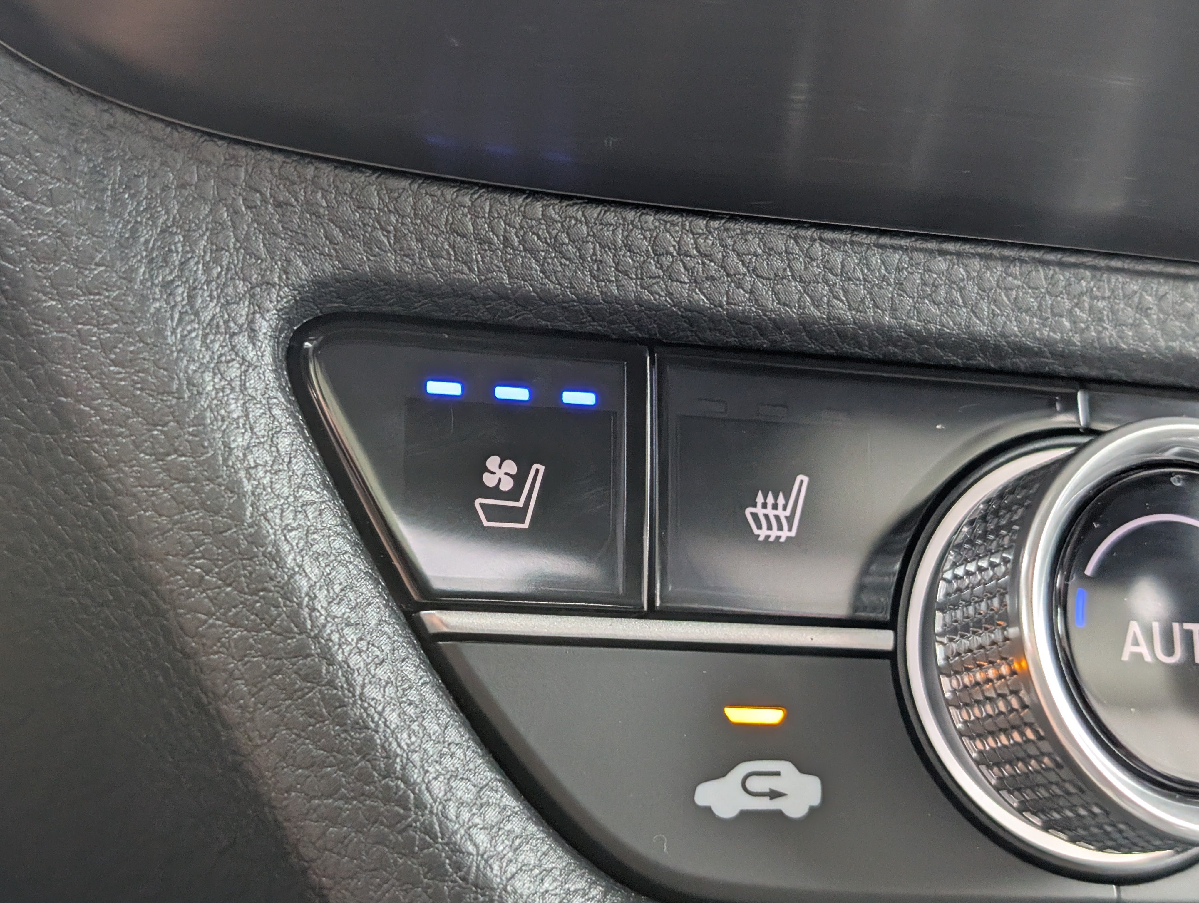 Certified 2025 Acura ADX A-Spec AWD/4WD image 18