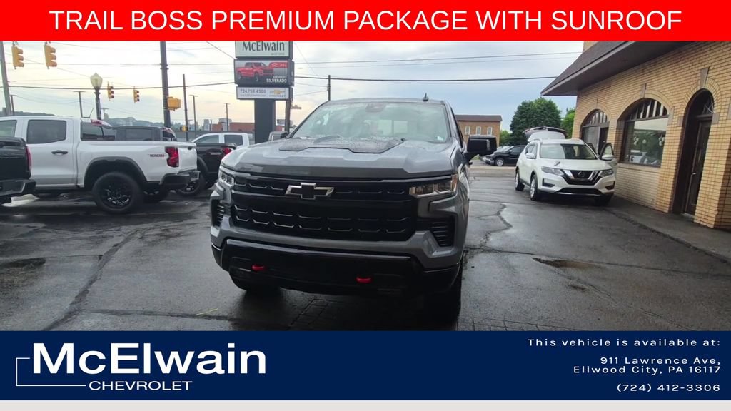 Used 2024 Chevrolet Silverado 1500 LT Trail Boss w/ LT Trail Boss Premium Package AWD/4WD image 4